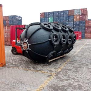 China High Durability Pneumatic Rubber Fender 24 Months Warranty Low Reaction Force factory