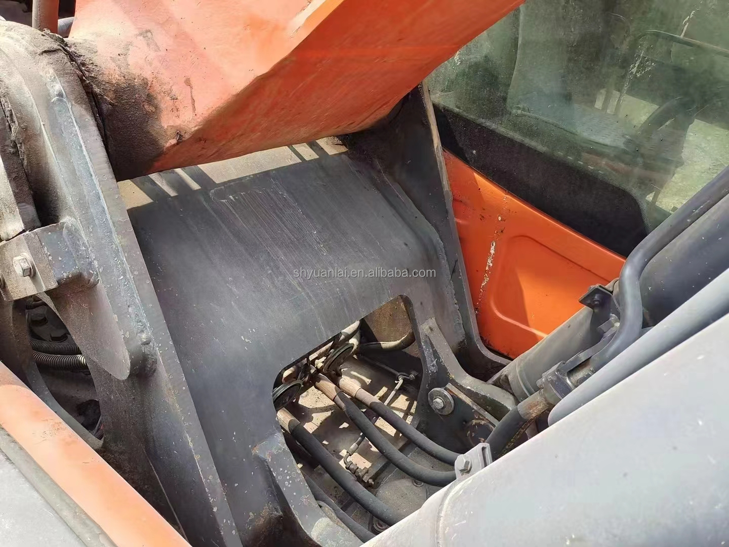 Korean Doosan 380 Excavator Original Hydraulic Valve 38 Ton Second-Hand and Selling Well