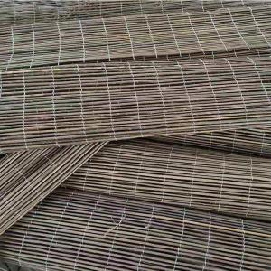 China ECO Friendly Decoration Panels Privacy Carbonized Natural Reed wicker Fence Outdoor Garden Fencing factory