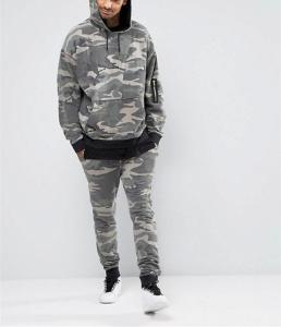 China Washed Camo Printed Mens Hooded Tracksuit / Mens Running Tracksuit Autumn factory