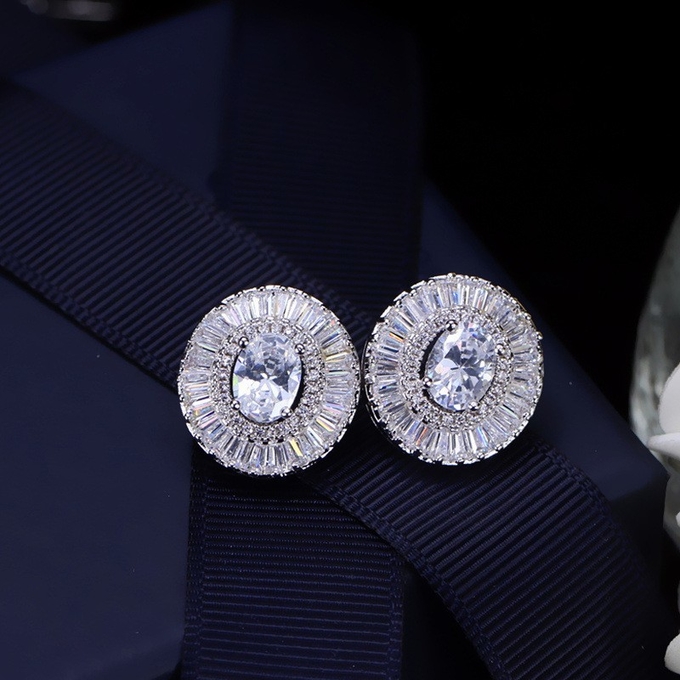 Hip Hop Zircon Diamond Earring Round Earring Simple CZ White Bling Stud Earrings for Women