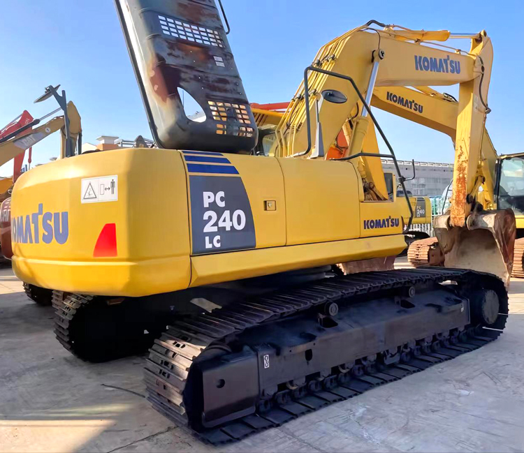 Japan Made 24 Ton Used Komatsu PC240 Excavator with Hydraulic System in Shanghai