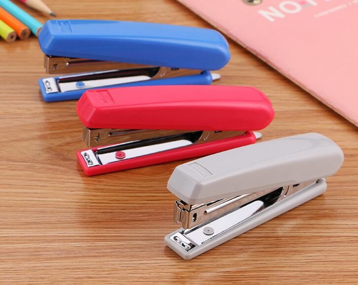 Red Color 10 Sheets Paper Available #10 staple Plastic And Metal Material Stapler