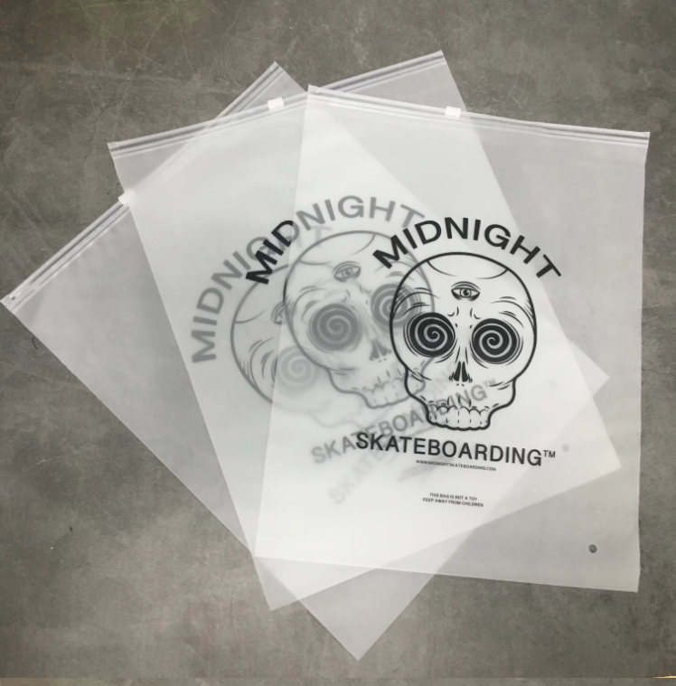 China Wholesale Custom Self-Sealing CPE Zipper Bags With Printed Logo factory