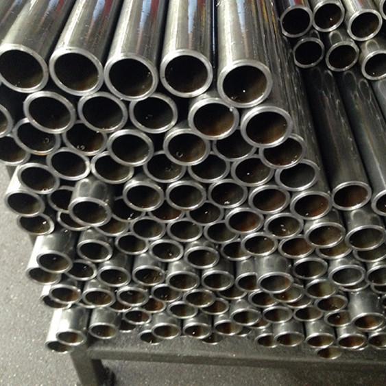 High Precision Natural Gas Pipe , Carbon Steel Round Structural Hollow Metal