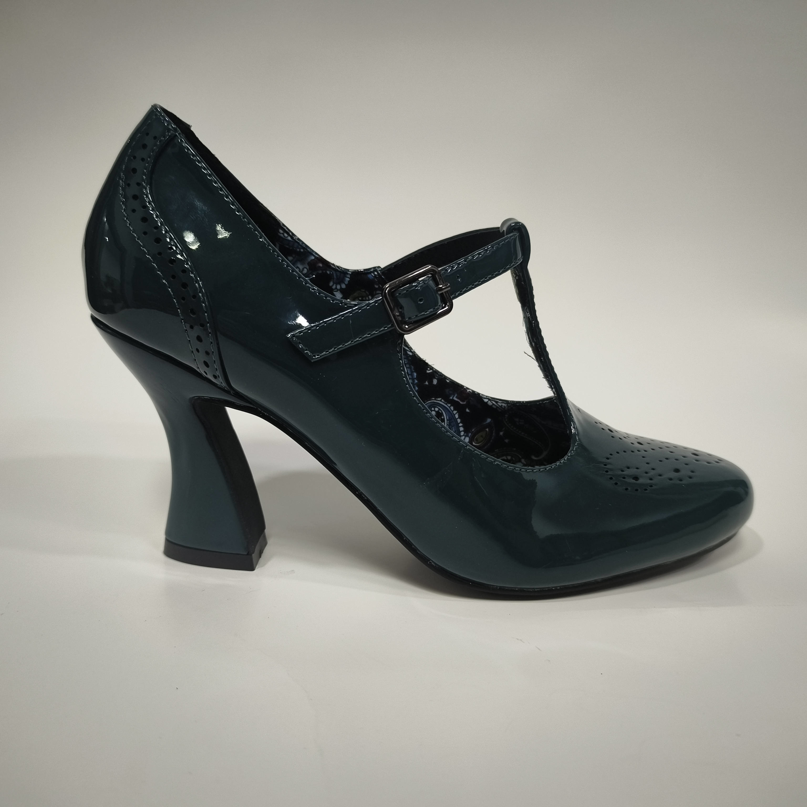 Chic Leather Feminine High Heels Madam'S Evening Stilettos