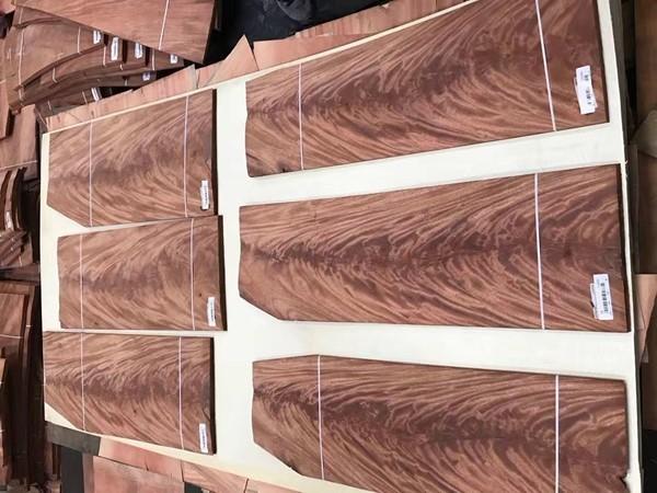 0.6mm Mahogany Crotch Veneer for Furniture/ Wood Doors /Cabinetry/ Yacht