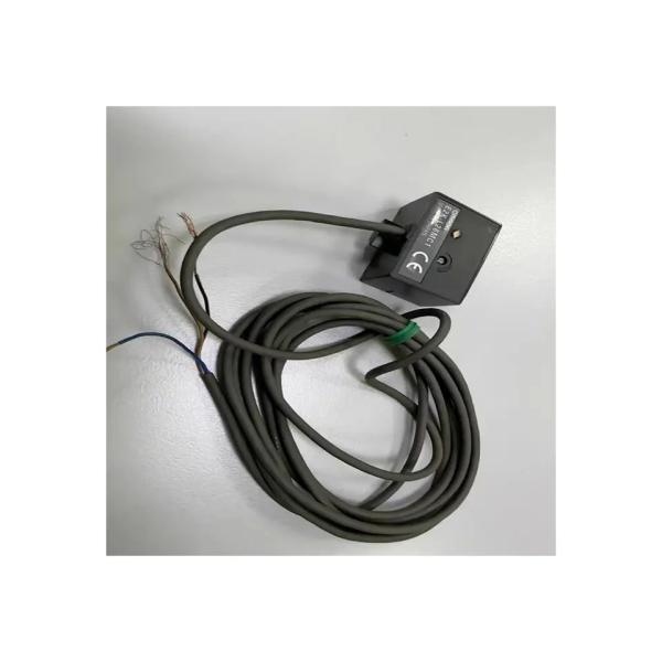 China FQ2-S30010F-08M Omron Programmable Logic Controller PLC with Relay Outputs factory