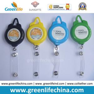 China Ski Sport Pass Retractor Big Badge Pull Holder W/Custom Logo factory