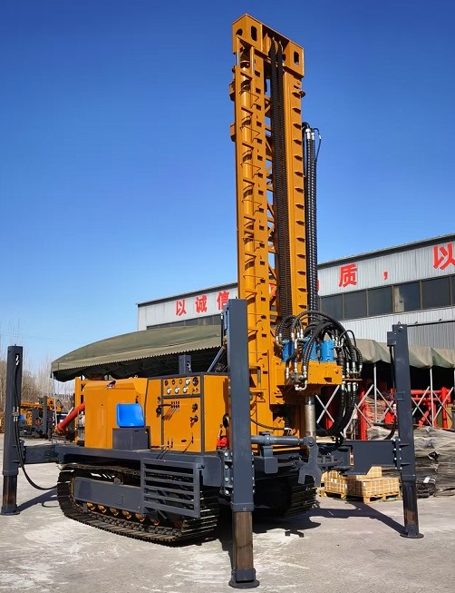 Large Hydraulic Pneumatic Drilling Rig With Cummins Diesel Engine