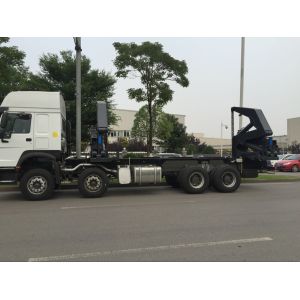 20ft Truck Mounted Crane Side Loader Sidelifter , Container Self Loading