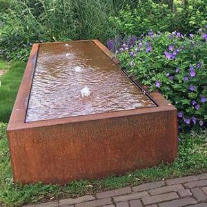 China Weather Resistant Rusted Steel Water Feature 600mm Rectangular factory