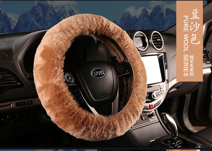 Natural / Dyed Color Sheepskin Steering Wheel Cover With Diameter 38cm