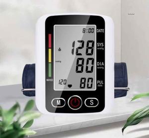 China Electronic White Sphygmomanometer With 4 AAA Batteries 2X99 Sets Heart Rate Detection factory