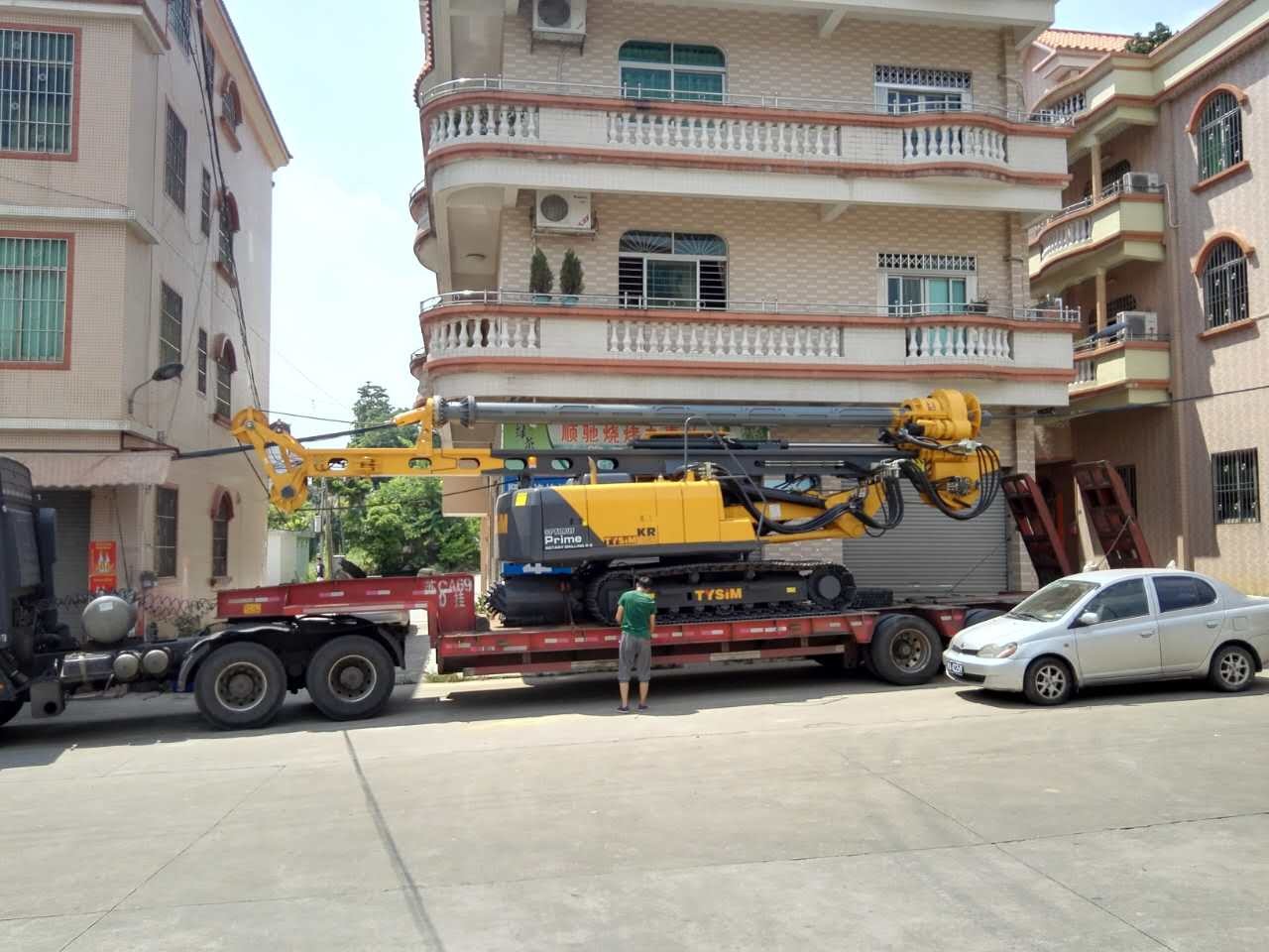 KR80K Hydraulic 1000mm Dia Piling Rig Machine / Equipment Max. drilling Depth 28m Torque 80kN.m