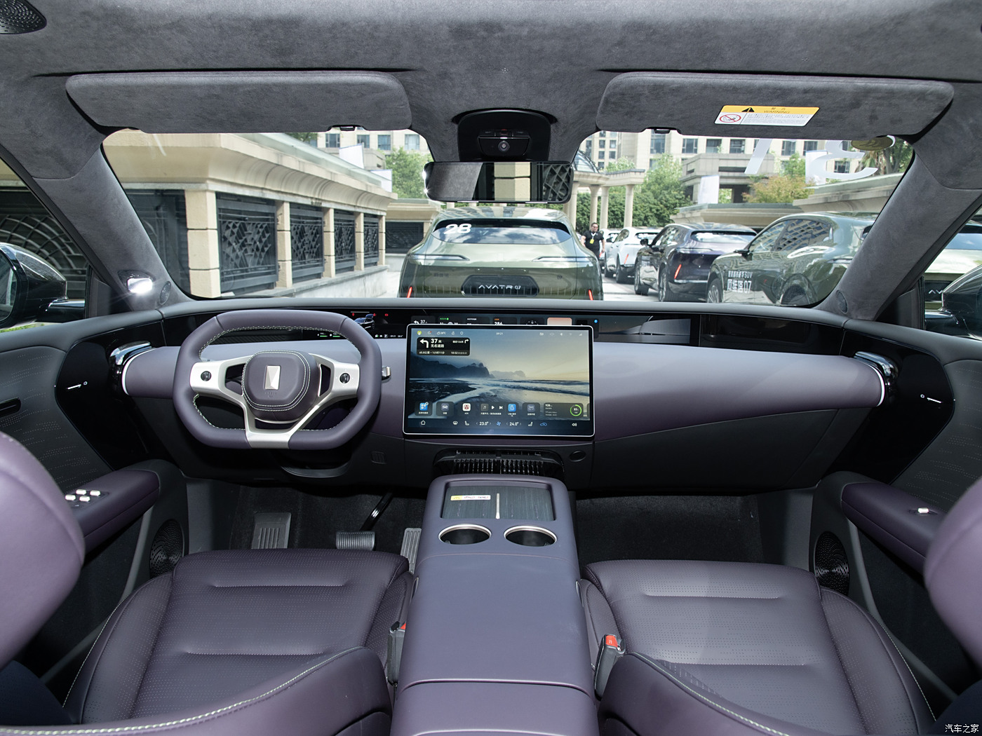 AVATR 07 2024 Pure Electric Extended Range 5 Door 5 Seat SUV Launched Model Maximum Speed 190km/h-200km/h Curb Weight 2240kg