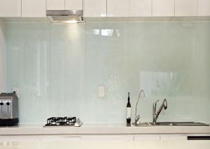China Durable Clear Toughened Glass , Silkscreen Printing Flat Tempered Glass factory