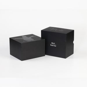 China Embossing Luxury Custom Paper Belt Box With Custom Logo Printing on sale