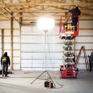 China Portable LED Balloon Light 320W Mobile Light Tower For Indoor Construction factory