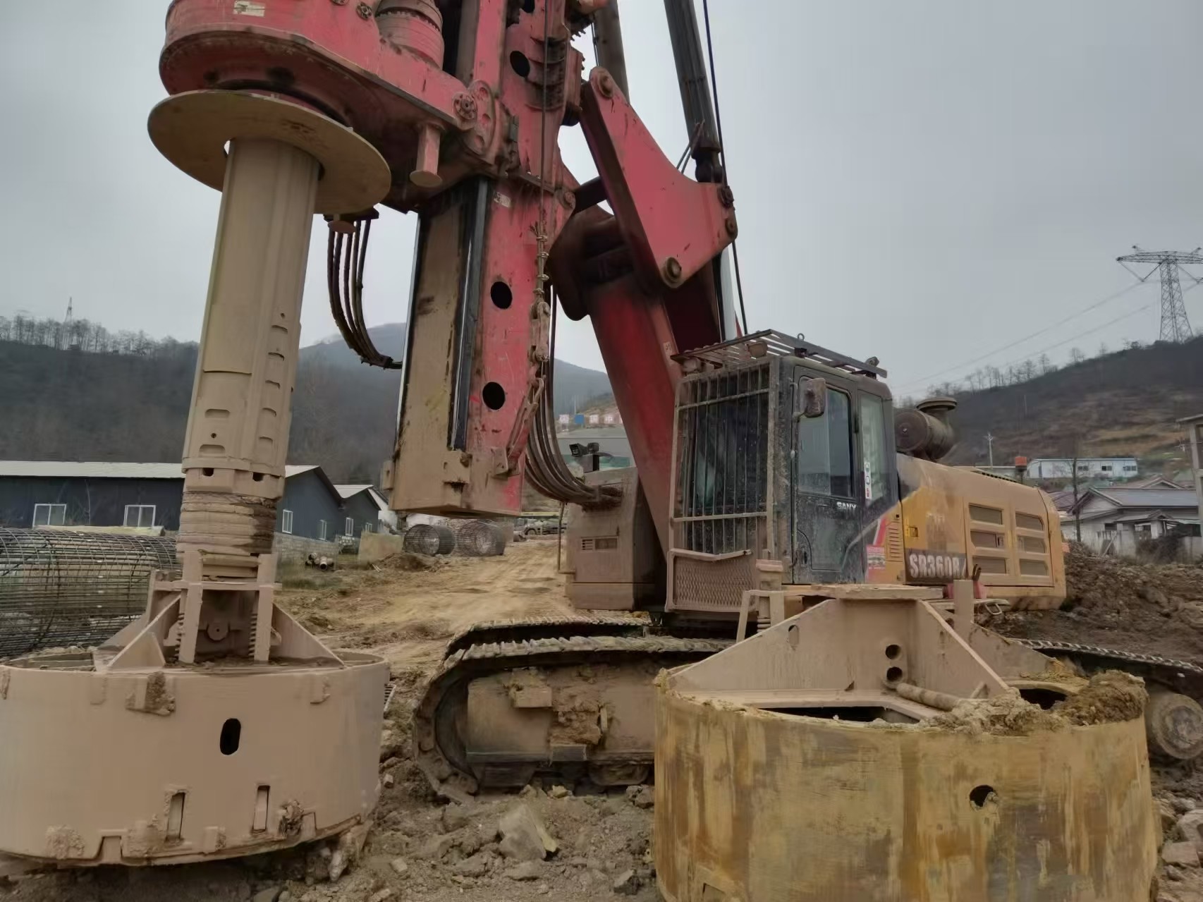 Sany Heavy Industry's SR285 Rotary Drilling Rig 9125x4500x23870mm Operating Dimensions 359kw Engine Power for Global Buyers
