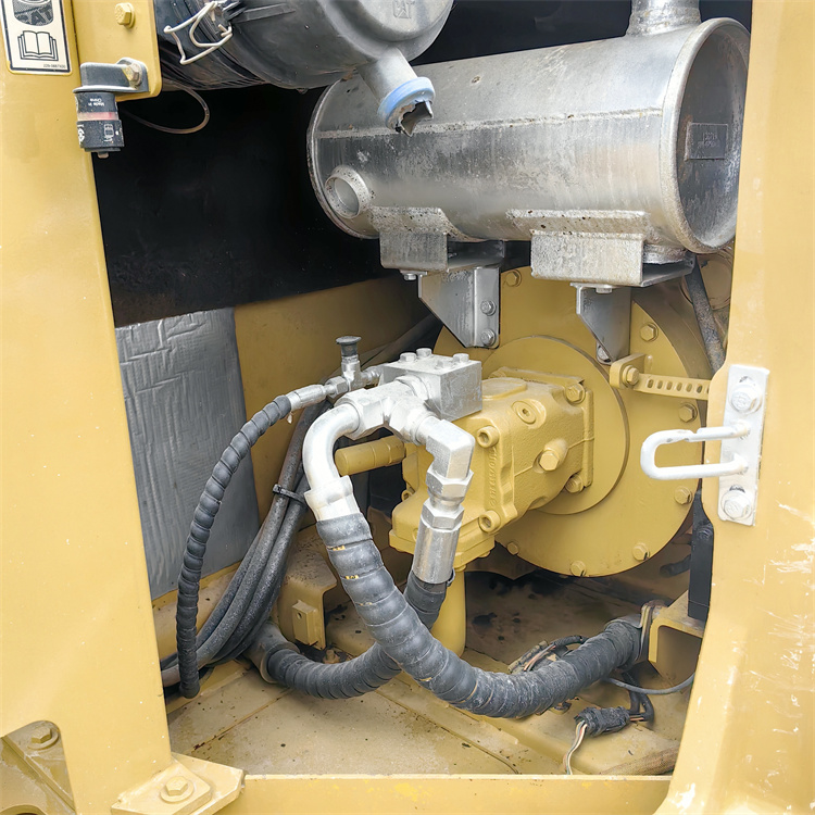 Mini Used CAT 308 Excavator 8 Ton Good Condition Original Hydraulic Valve Made in Japan