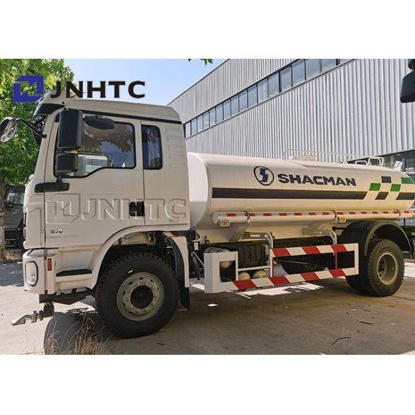 China Shacman L3000 Sprinkler Trucks 6x4 8000 Liter Volume factory