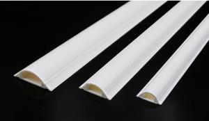 China 380V 50Hz PVC Cable Duct Machine Double Screw Feeder for Consistent Performance factory
