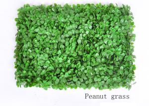 China Artificial Grass Strong Firmness Simulated Green Color factory
