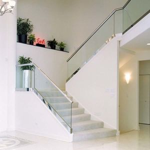 Customizable Frameless Glass Railing System with 8-12mm Tempered Glass and 0.8m