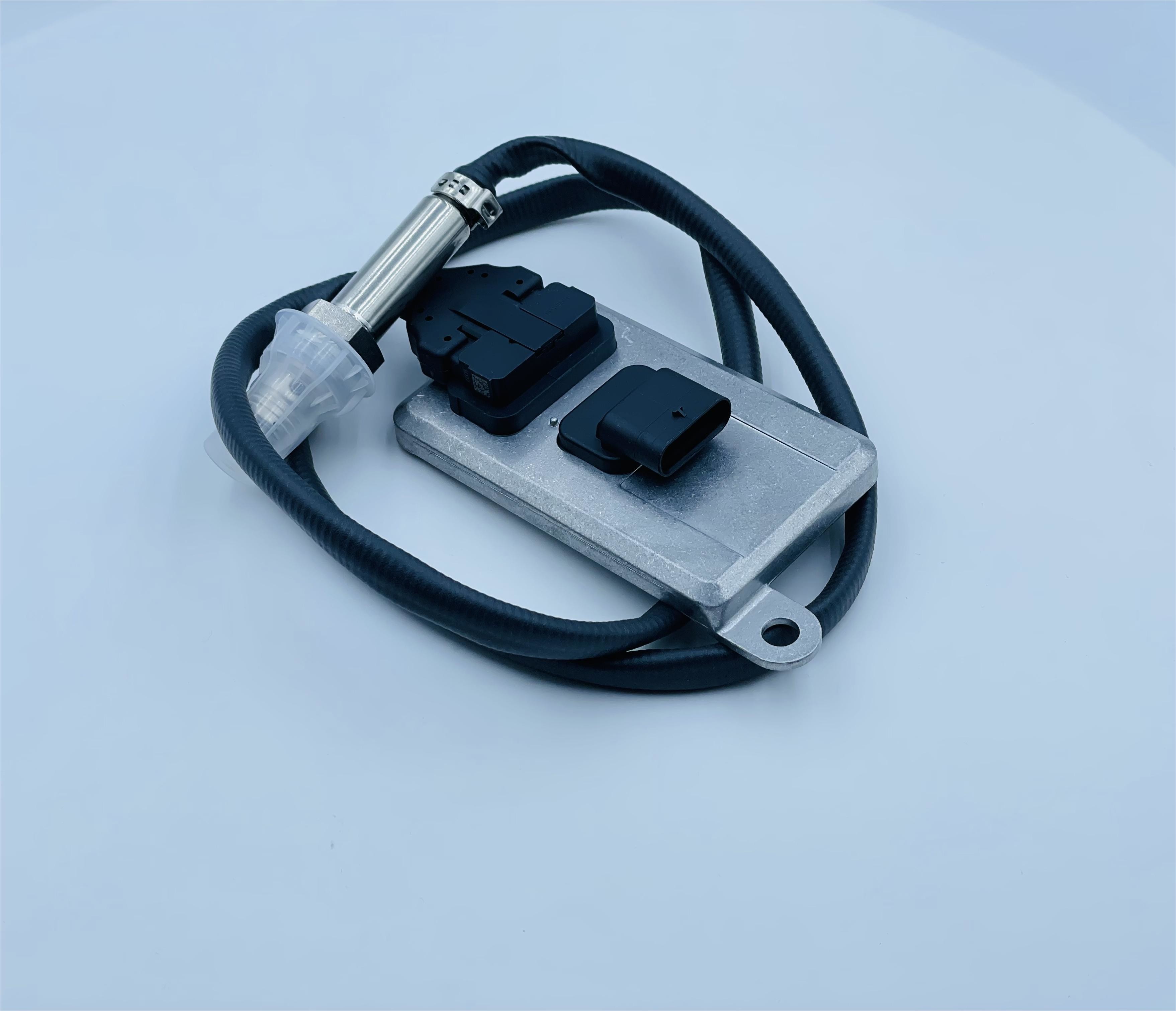 OEM 21244501 Nitrogen Oxide Sensor For VOL FL/FM 21473997 5WK96664A 5WK96664B