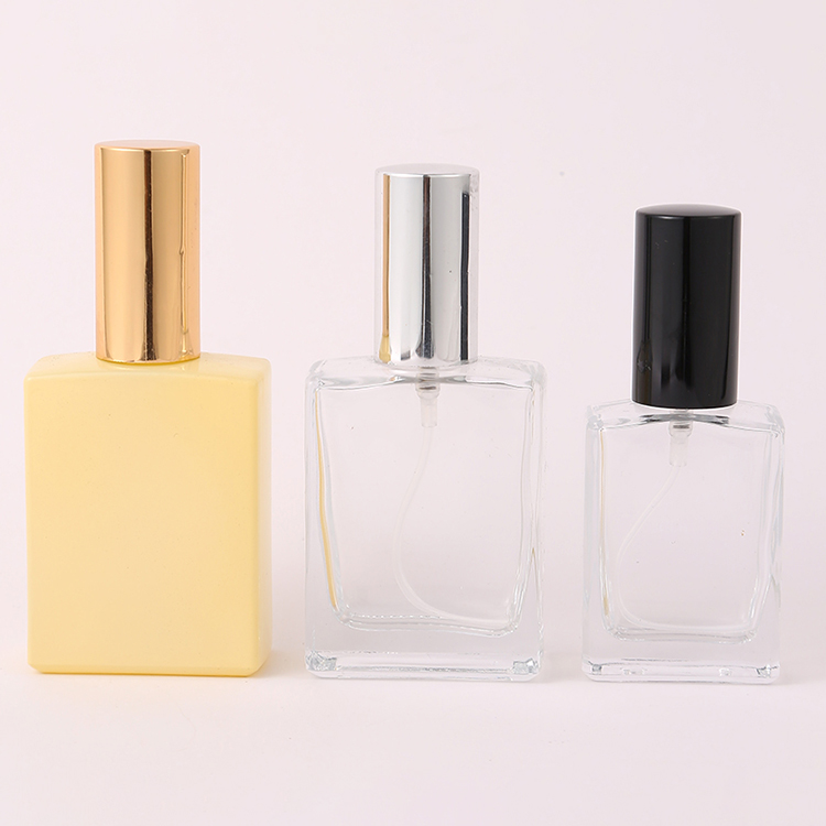 15ml 30ml 50ml 100ml Customized Logo Refillable Empty Black Perfume Bottle with Box Glass Body Alu Sprayer