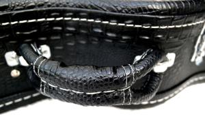 China Shaped Hard Guitar Case For Acoustic Guitars Lightweight And Waterproof factory