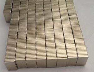 China Super Powerful Industrial Neodymium Magnets N45 N48 Bar Shaped High Flux factory