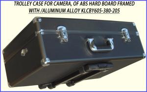China Aluminum Aluminum Camera Hard Case On Wheels Custom Color For Professionals factory