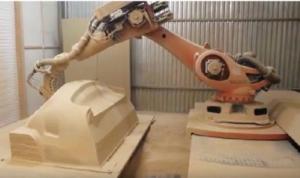 China Mold Carving Wooden Mold Mechanical Arm Mould Engraving Machine factory