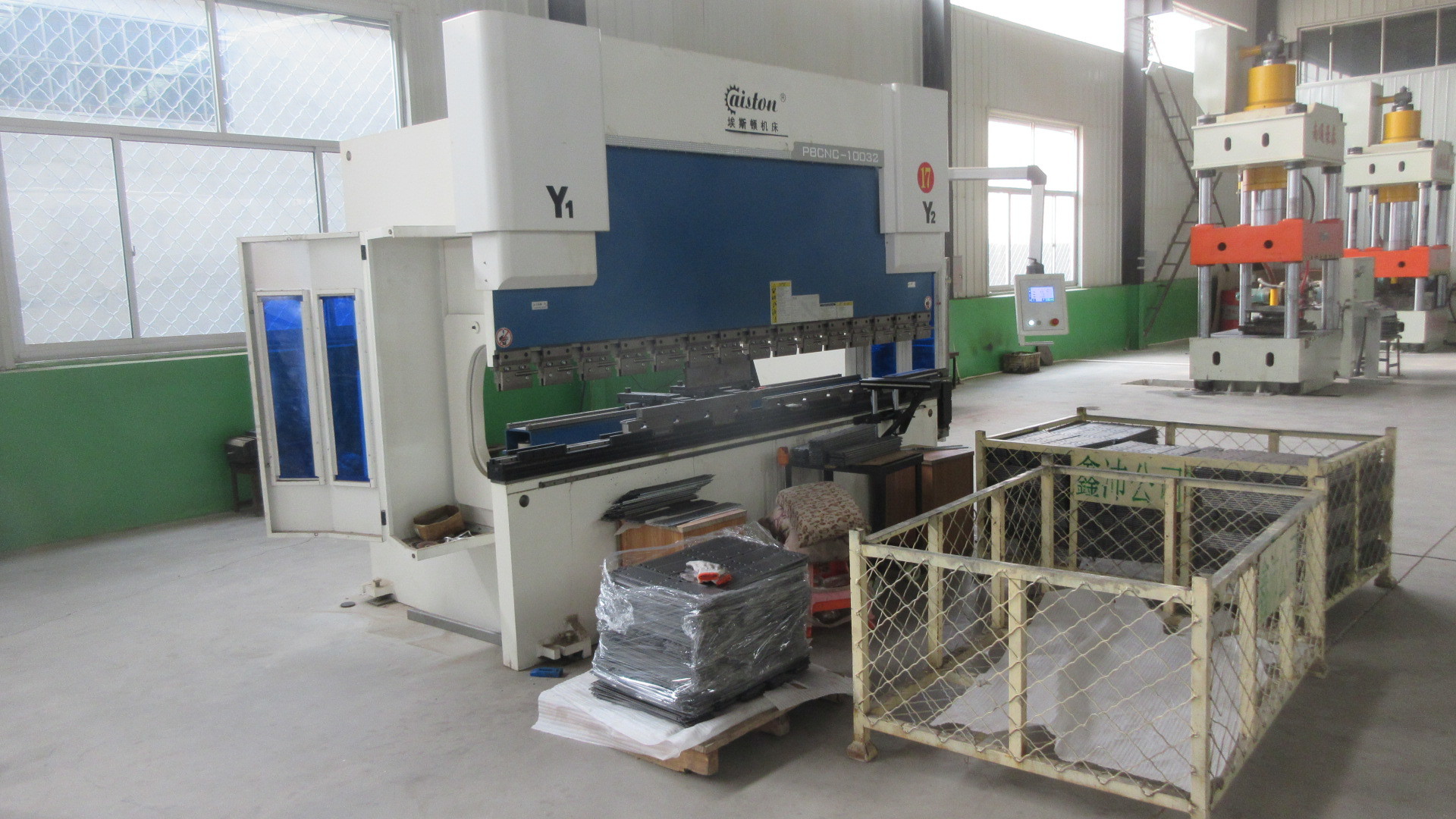 Aluminium Die Casting Metal Stamping Parts For Advertising Board Monitor Cabinet