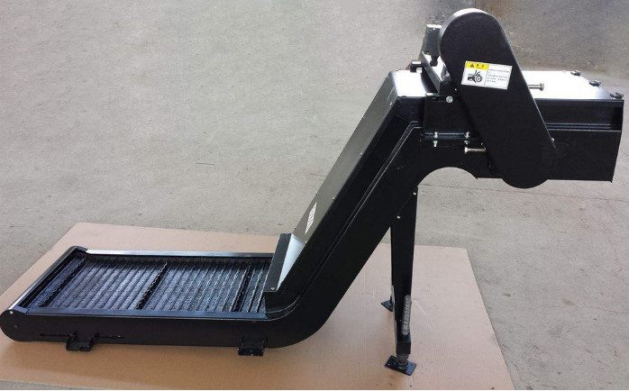 Hinged Belt Metal Chip Conveyor Collecting Metal Chips CNC Chip Conveyor