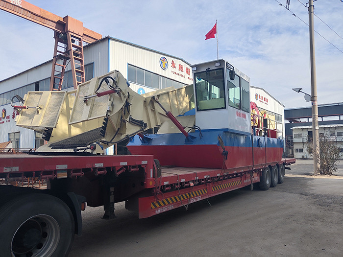 80kw 8 Cubic Capacity Aquatic Weed Removal Machine For River Waterweed Harvesting