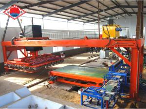 China High Efficiency Concrete Brick Stacking Robot Machine factory