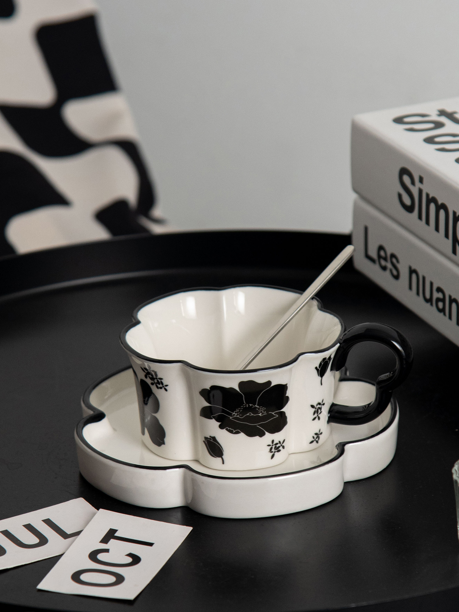 Romantic Ceramic Tailcoat Series Coffee Cup And Saucer Set Ideal For Drinkware Type