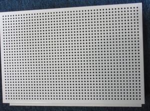 China Aluminum Perforated Sheet Metal Round Holes for Wall Decoration factory