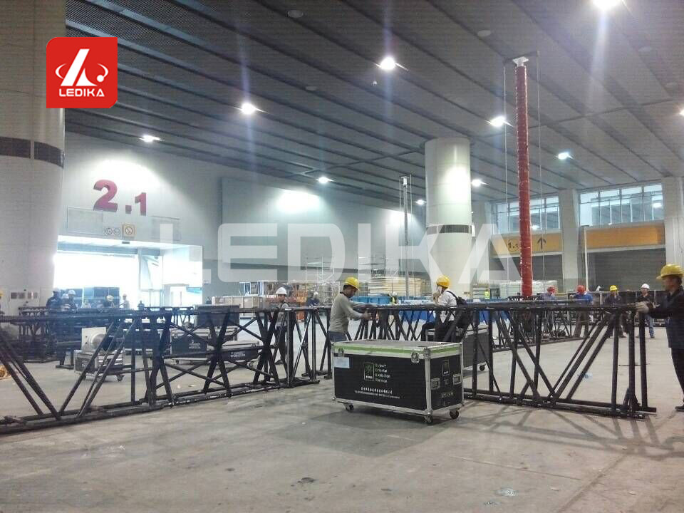 China Removable And Resistant Speaker Folding Truss Heavy Duty Customized Logo factory