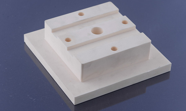 China Alumina Ceramic Electronic Equipment Base: High-Performance Solution factory
