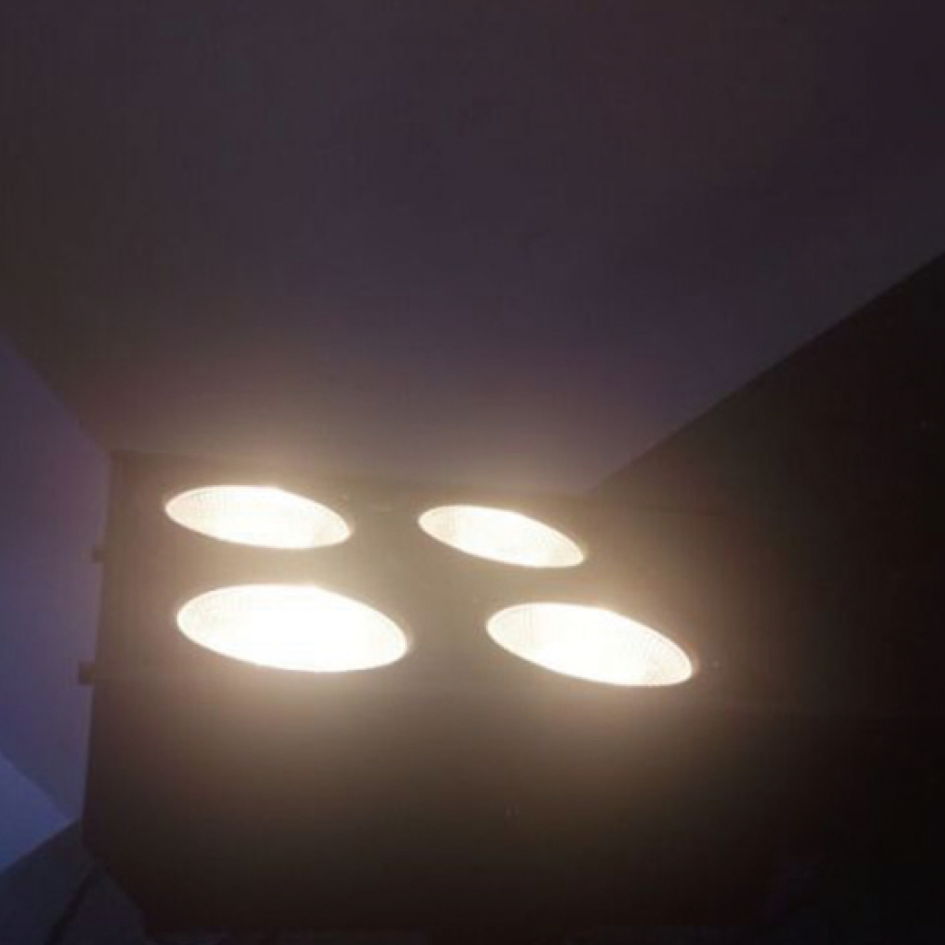 4 Eyes 100w Cob Audience Blinder Lights White Color For Theater Stage