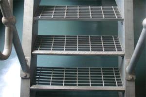 China Steel Grating Hot Dip Galvanized Expanded Metal Stair Tread Grating factory