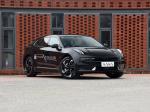 FWD Drive 5 Seat SUV Width 1999mm High Speed Car