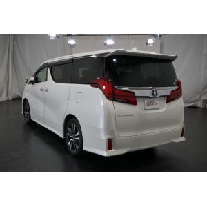 Toyota The New Made Its Global Debut In Japan