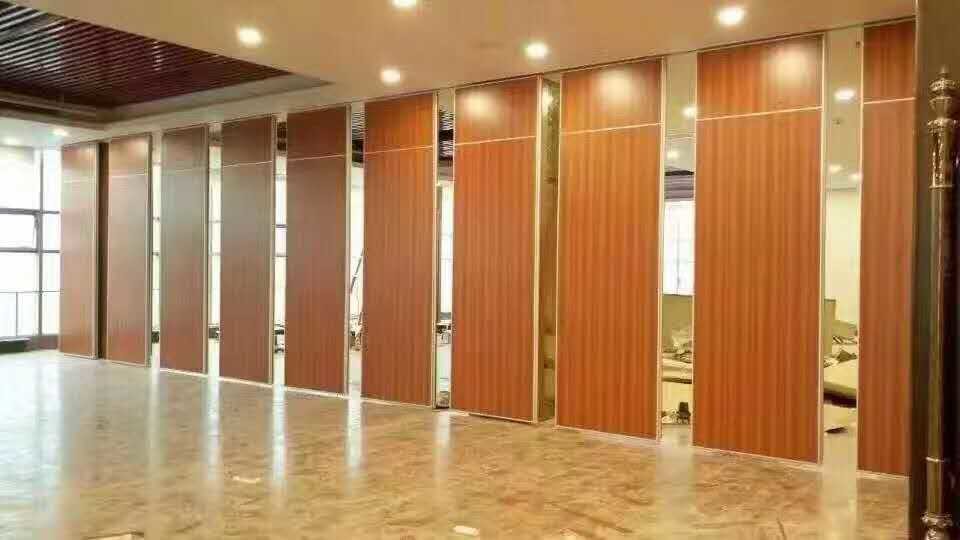 Multi - Function Room Folding Sound Proof Partition Walls With Aluminum Tracks Rollers