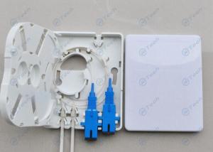 China Clasp Design Indoor FTTH Fiber Optic Termination Box SC And SC/FC Available factory