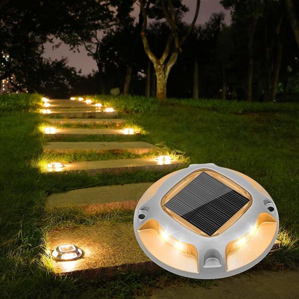IP65 Solar Fence Light With 15 Hours Battery Life And Battery 2V / 200MA